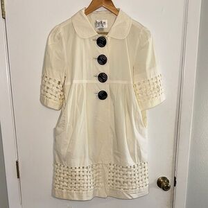 Cream Short Sleeve tunic/trench coat with Black Buttons